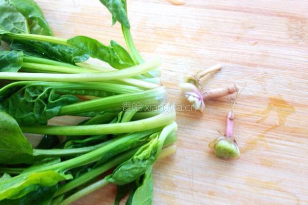蒸鱼豉油菠菜卷的做法图解3