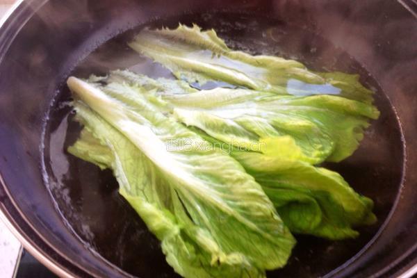 蒸鱼豉油菠菜卷的做法图解6