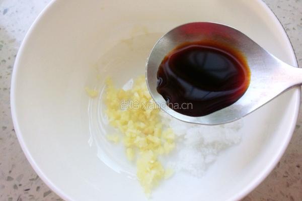 蒸鱼豉油菠菜卷的做法图解7
