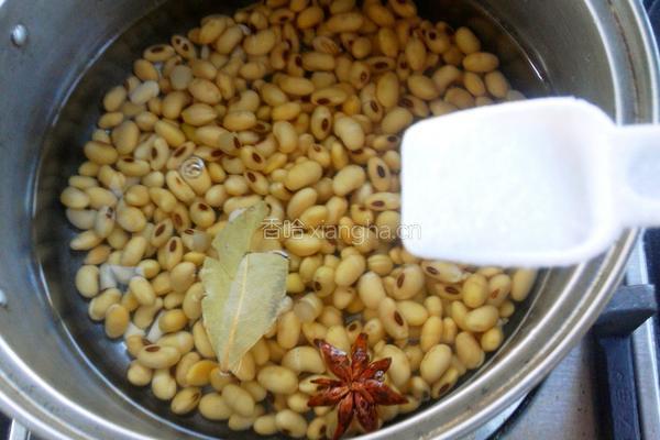 芹菜拌黄豆的做法图解3