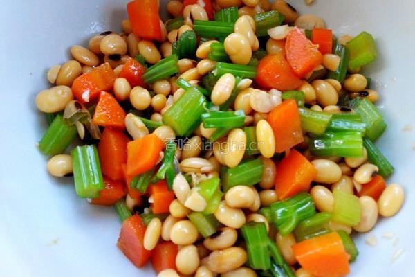 芹菜拌黄豆的做法图解13
