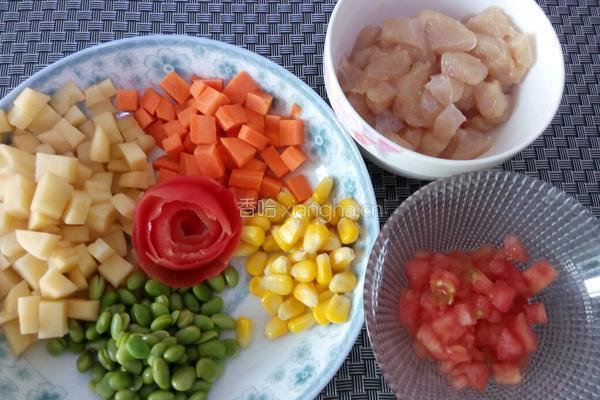 彩丁咖喱饭的做法图解1