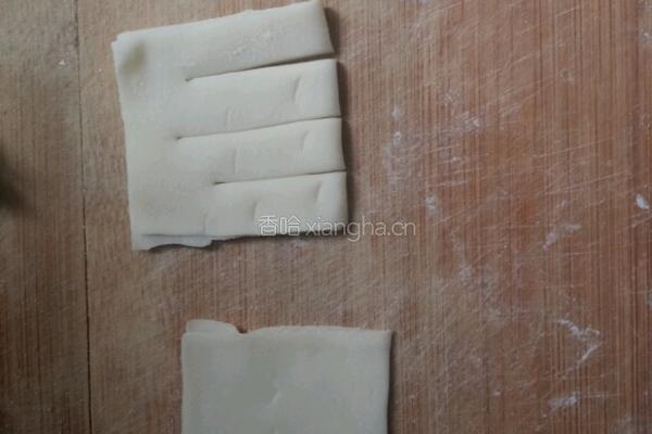 香甜馄饨皮麻叶（排叉）的做法图解1
