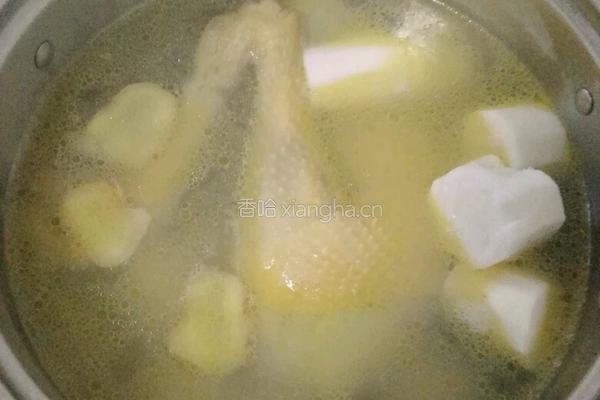 山药土鸡汤的做法图解2