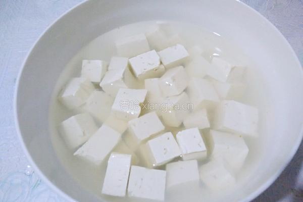 麻婆豆腐的做法图解2