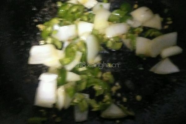 甘蓝菜炒肉的做法图解4