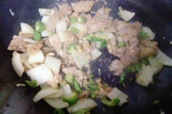 甘蓝菜炒肉的做法图解5