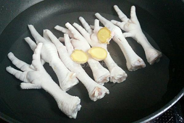 卤鸡爪的做法图解4