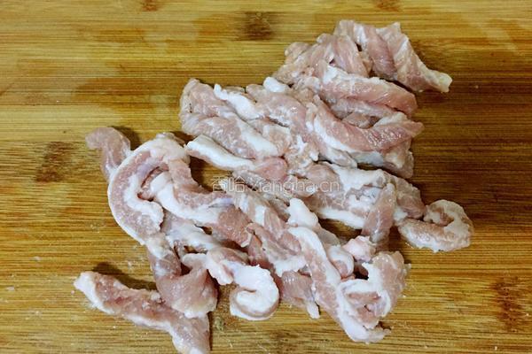 酸甜咕咾肉的做法图解2