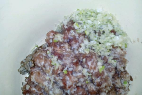 鲜肉元宝馄饨的做法图解4