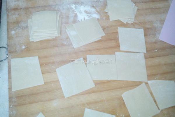 鲜肉元宝馄饨的做法图解8