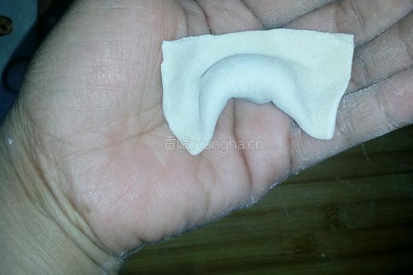 鲜肉元宝馄饨的做法图解11