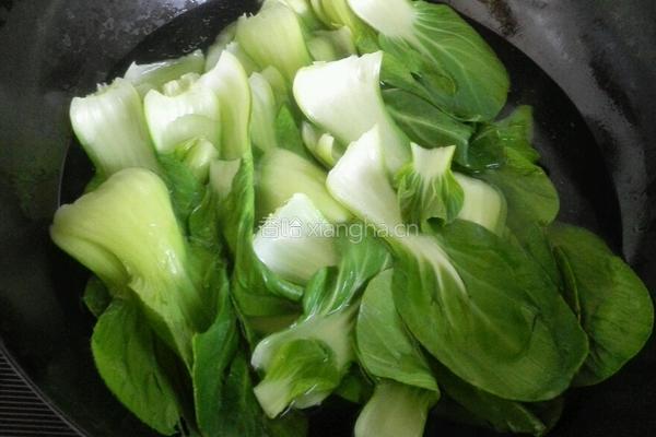 香菇油菜的做法图解3