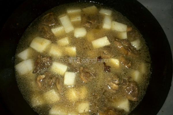 白萝卜炖鸭肉的做法图解9