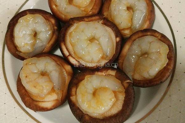 香菇蒸虾仁的做法图解4