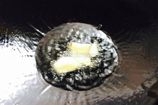 鲜味杂炒荷兰豆的做法图解2
