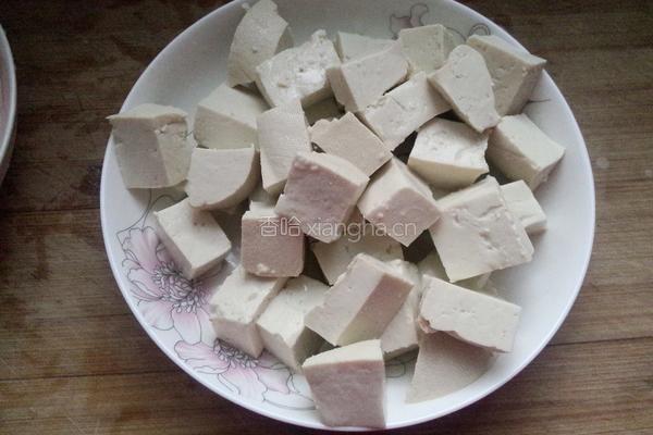 家常炒豆腐的做法图解1