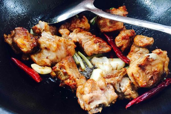 排骨炖土豆的做法图解8