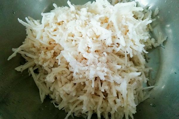 莲藕肉饺子馅的做法图解11