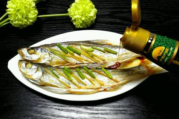 风味蒸鱼的做法图解4