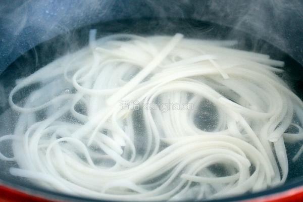 黑椒肉丝炒河粉的做法图解9