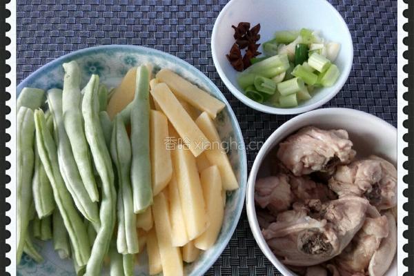 鸡腿炖豆角的做法图解1