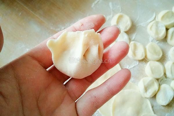 莲藕肉馅饺子的做法图解12
