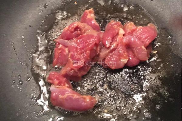 黄瓜炒肉片的做法图解4