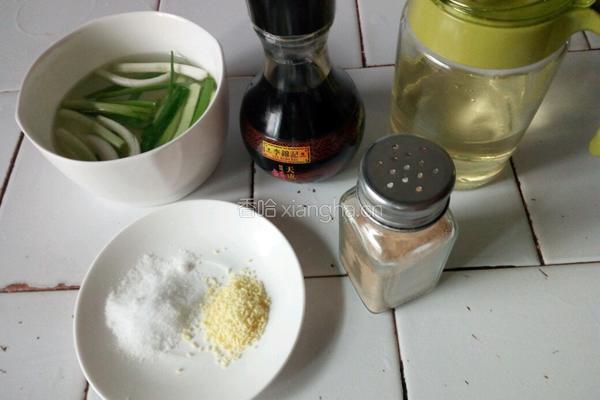 饺子馅之韭菜肉馅的做法图解4