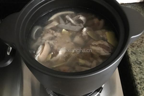 羊肚煲萝卜汤的做法图解9
