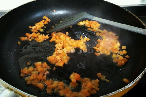 牛肉杂蔬蛋炒饭的做法图解3