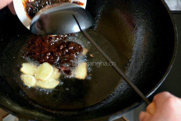 黄豆酱焖牛腩的做法图解6