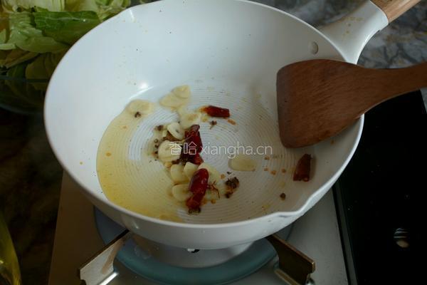 手撕包菜的做法图解4