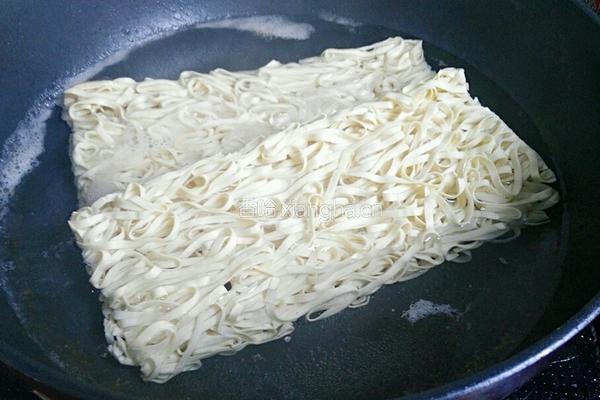 豉油皇炒面的做法图解2