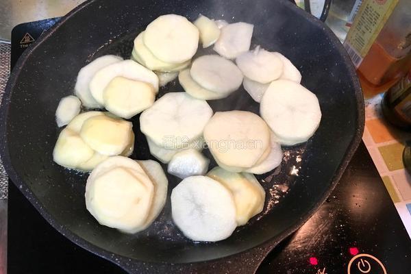 蚝油土豆片的做法图解4