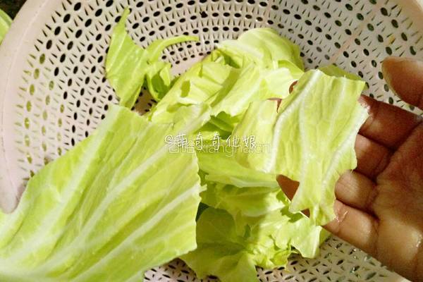 手撕包菜的做法图解2