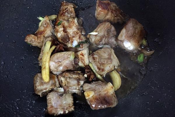 糖醋排骨的做法图解7