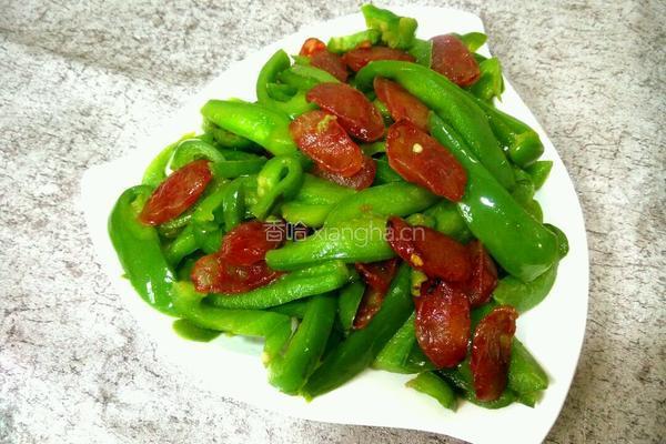 青椒炒腊肠的做法图解5
