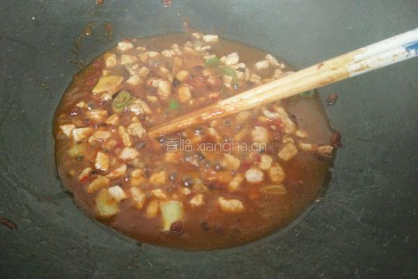 蒜蓉辣酱肉末黄豆粒的做法图解5