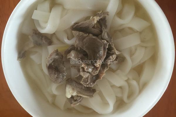 ＃李锦记#肉丝香菇捞汤河粉的做法图解10