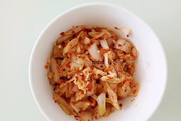 泡菜饼的做法图解1