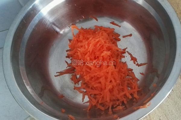 猪肉干豆腐卷的做法图解2