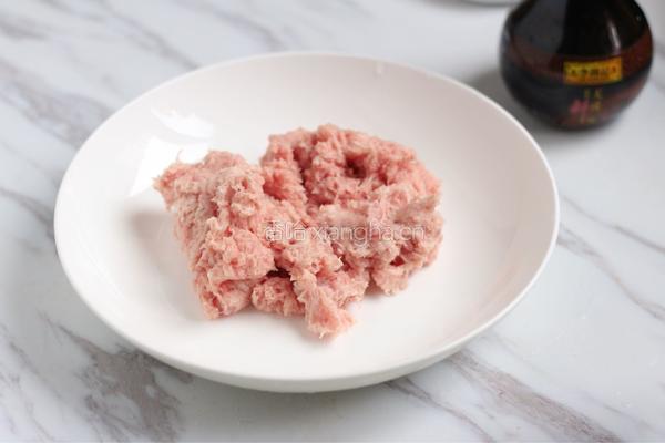 蒜蓉肉末蒸南瓜的做法图解5