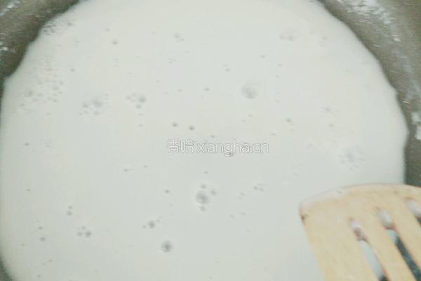 椰蓉酥皮面包的做法图解2