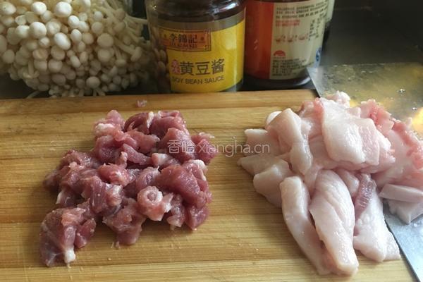 肉沫炒黄豆酱的做法图解2