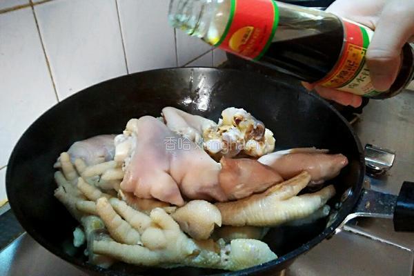 卤猪蹄和凤爪的做法图解3