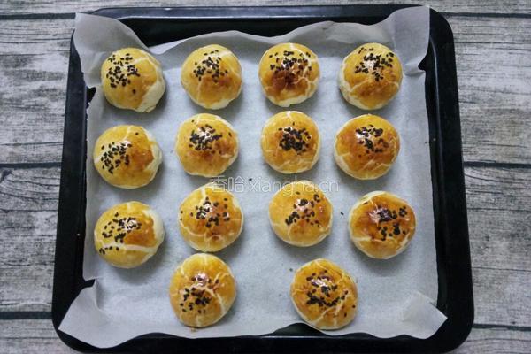 红豆沙版蛋黄酥的做法图解23