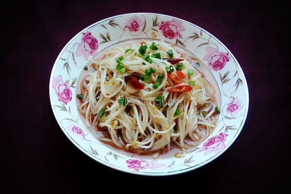 酸辣豆芽菜的做法图解7