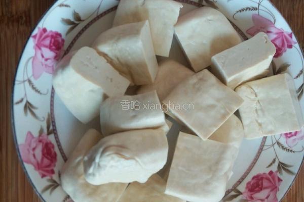 卤汁豆腐的做法图解1