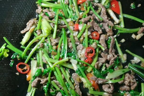 香菜炒牛肉丝的做法图解7
